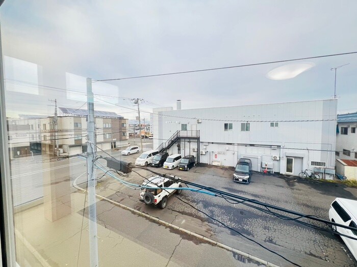 物件内観写真17　(室内からの展望)