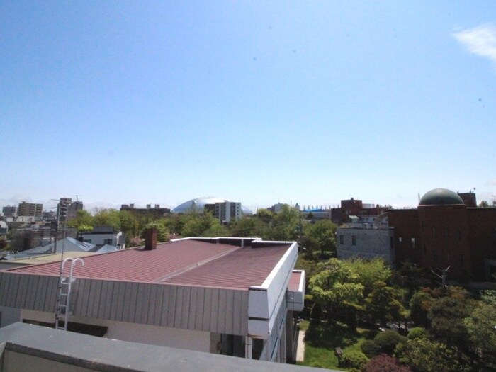 物件内観写真22　(室内からの展望)