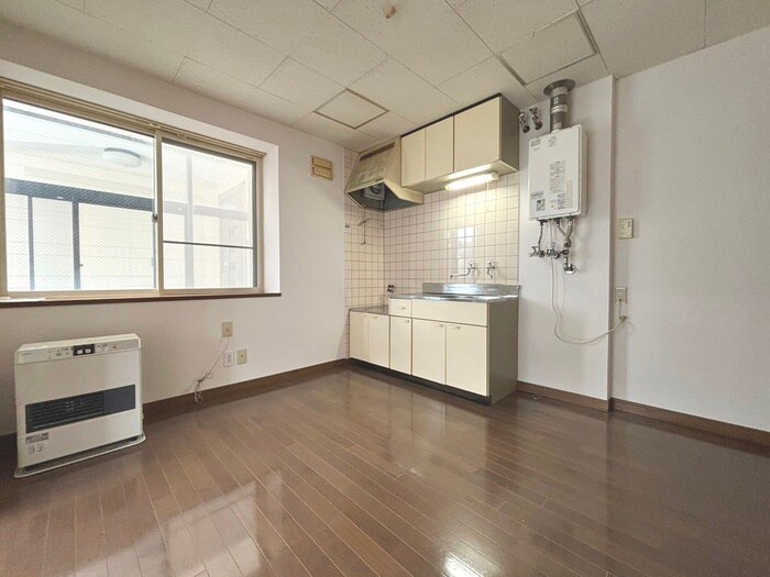 物件内観写真16　(居室)