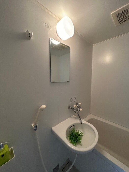 物件内観写真9　(洗面)