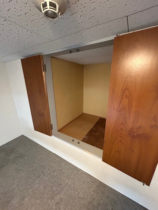 物件内観写真10　(収納)