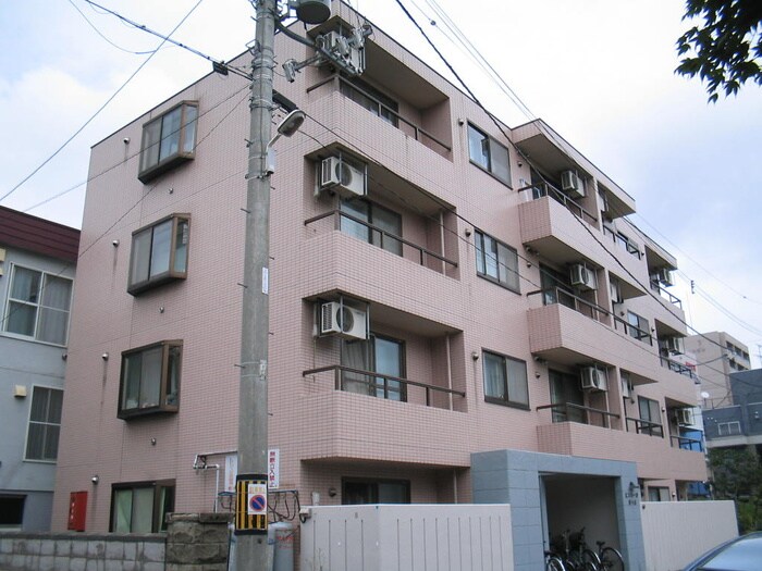 物件外観写真1　(外観写真)