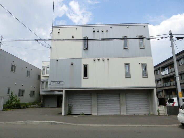 物件外観写真3　(外観写真)