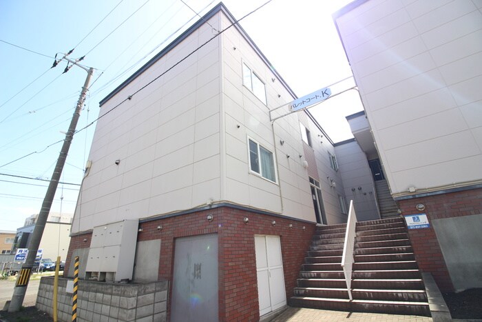 物件外観写真2　(外観写真)