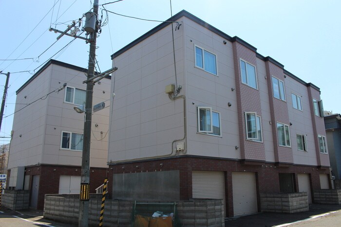 物件外観写真5　(外観写真)