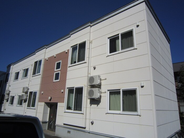 物件外観写真2　(外観写真)