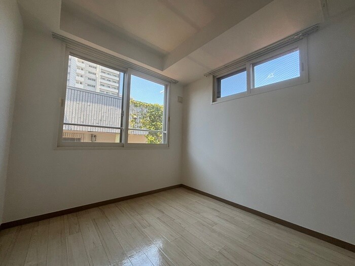 物件内観写真11　(居室)