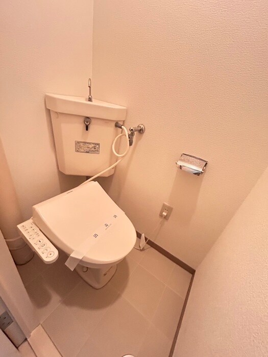 物件内観写真13　(トイレ)