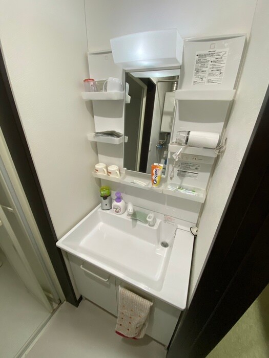 物件内観写真11　(洗面)