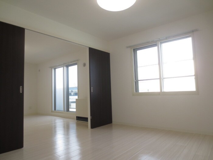 物件内観写真6　(居室)