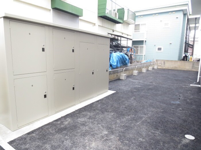 物件外観写真3　(駐輪場)