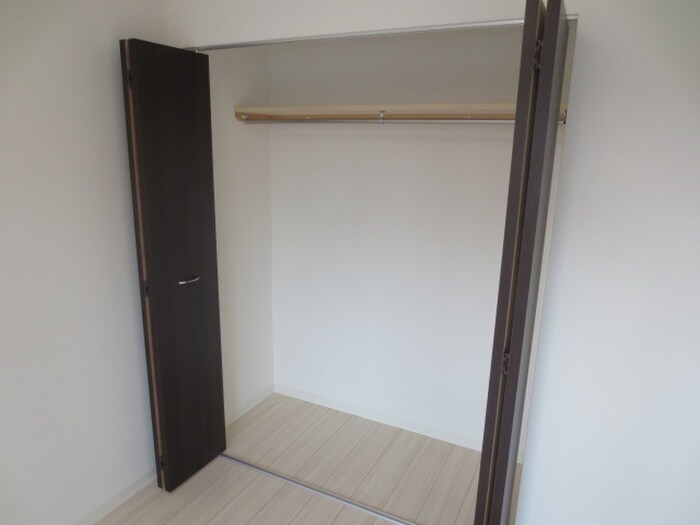 物件内観写真8　(収納)