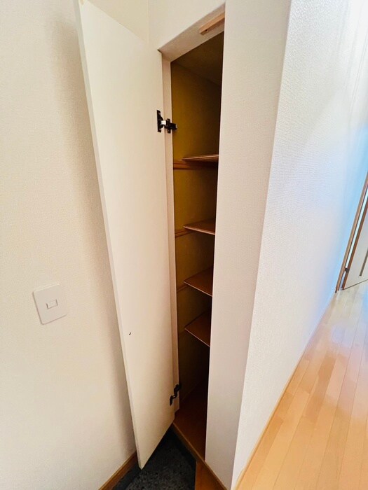 物件内観写真17　(靴箱)