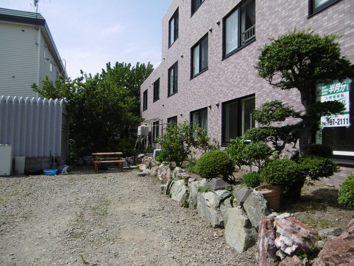 物件外観写真4　(周辺環境)