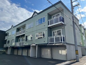 メゾン南平岸Ⅲ外観写真