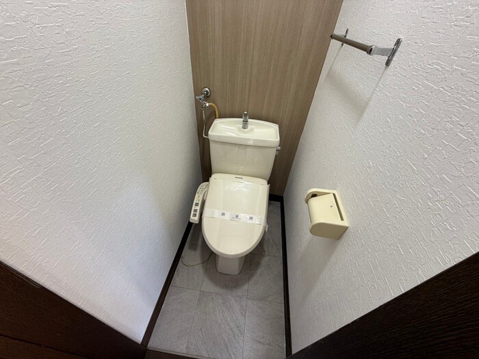 物件内観写真14　(トイレ)