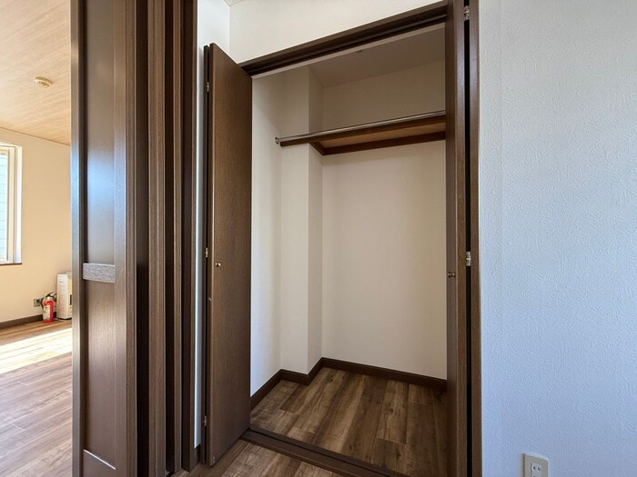 物件内観写真17　(収納)