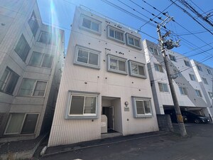 グローリーコート外観写真
