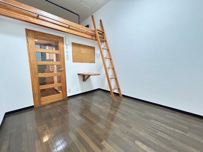 物件内観写真8　(居室)