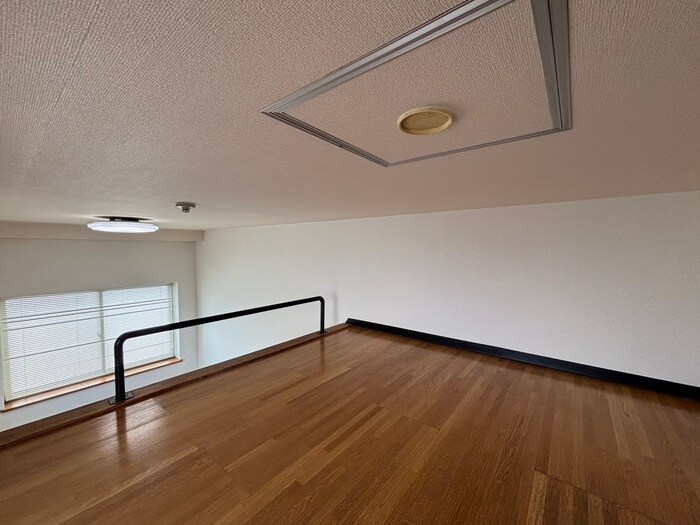 物件内観写真11　(ロフト)