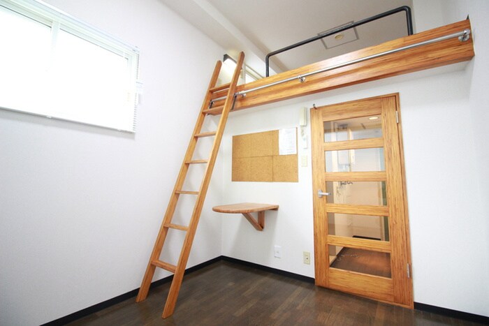 物件内観写真11　(居室)