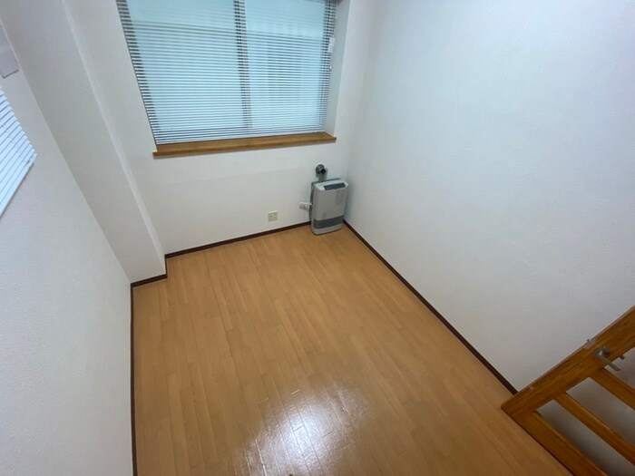 物件内観写真11　(居室)