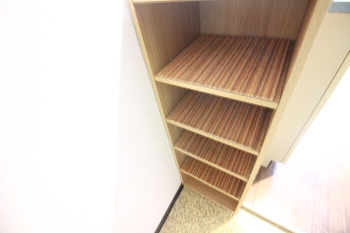 物件内観写真13　(靴箱)