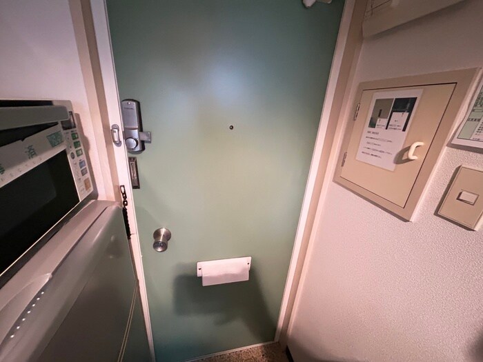 物件内観写真15　(玄関)