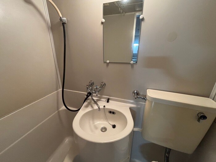 物件内観写真16　(洗面)