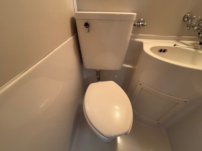 物件内観写真16　(トイレ)
