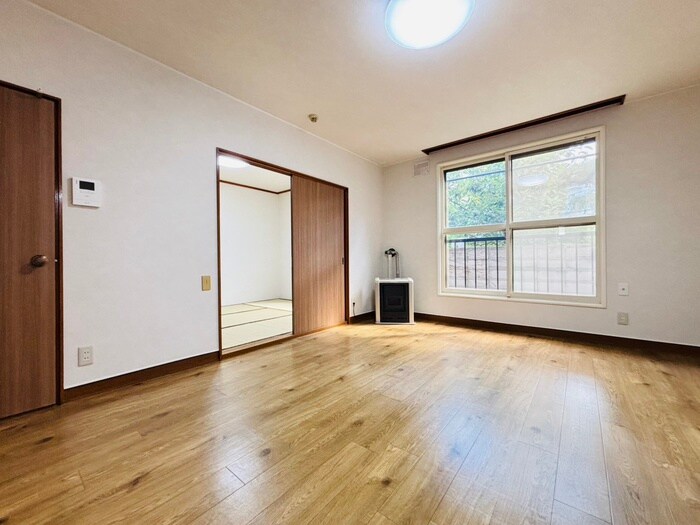 物件内観写真8　(居室)