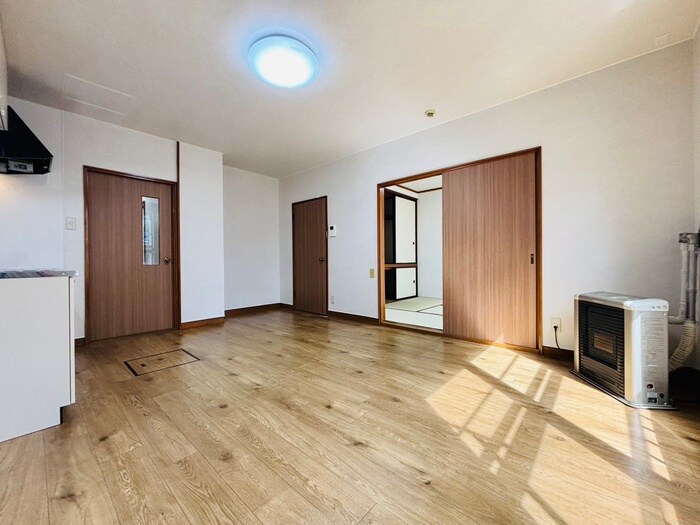 物件内観写真9　(居室)