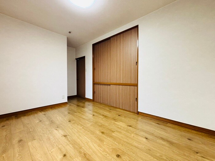 物件内観写真11　(居室)