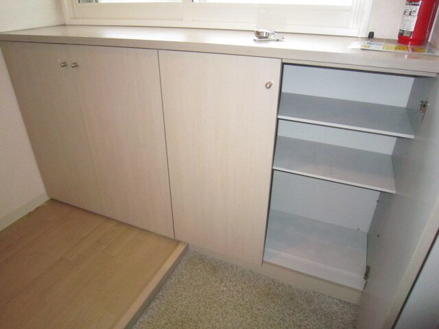 物件内観写真16　(靴箱)