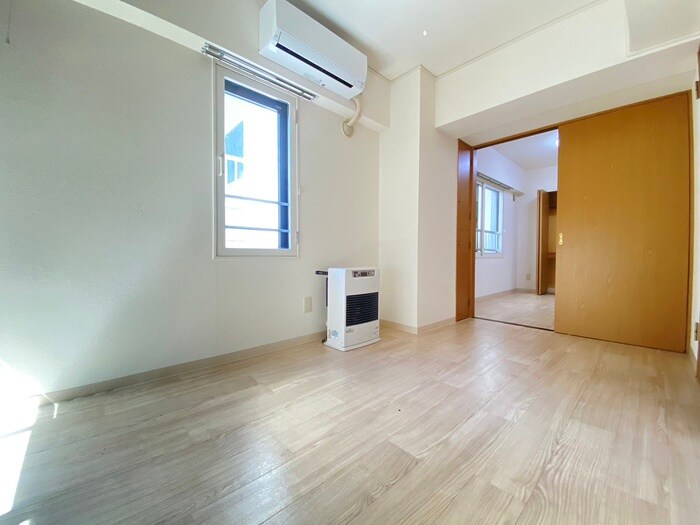 物件内観写真10　(居室)