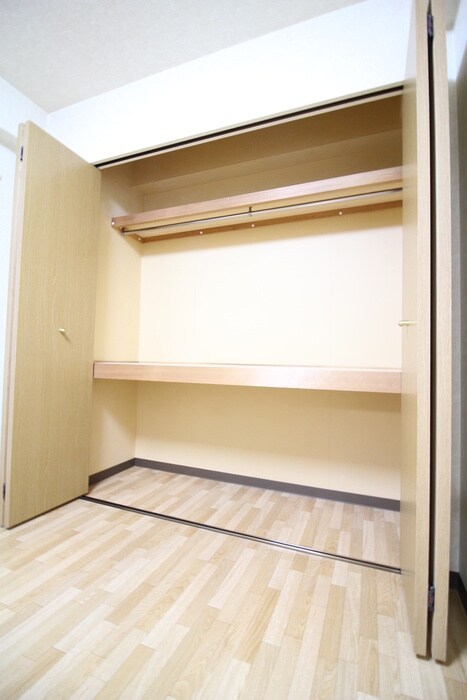 物件内観写真11　(収納)