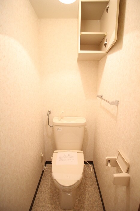 物件内観写真16　(トイレ)