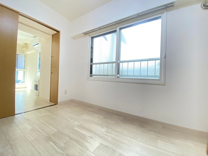 物件内観写真18　(居室)