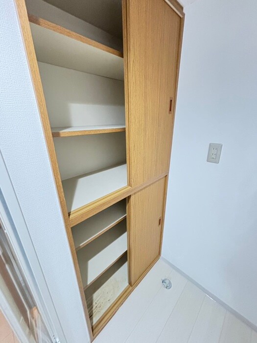 物件内観写真21　(収納)