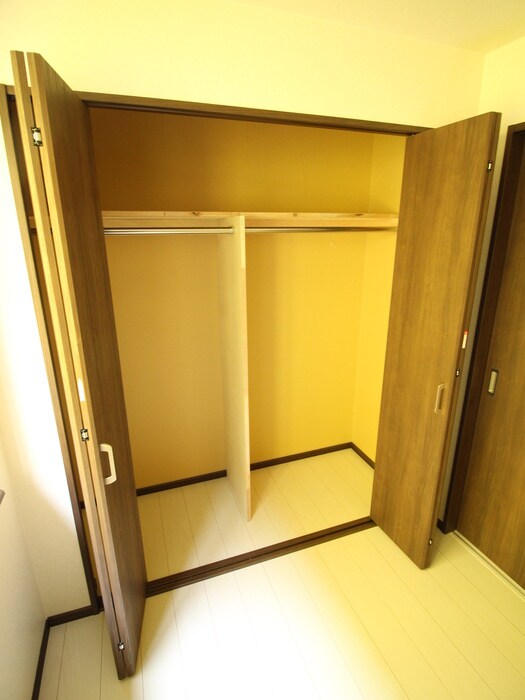 物件内観写真11　(収納)