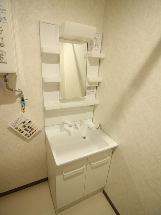 物件内観写真13　(洗面)