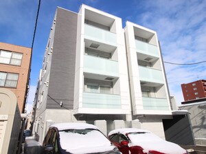 ブランシャールALAIN北２４条外観写真