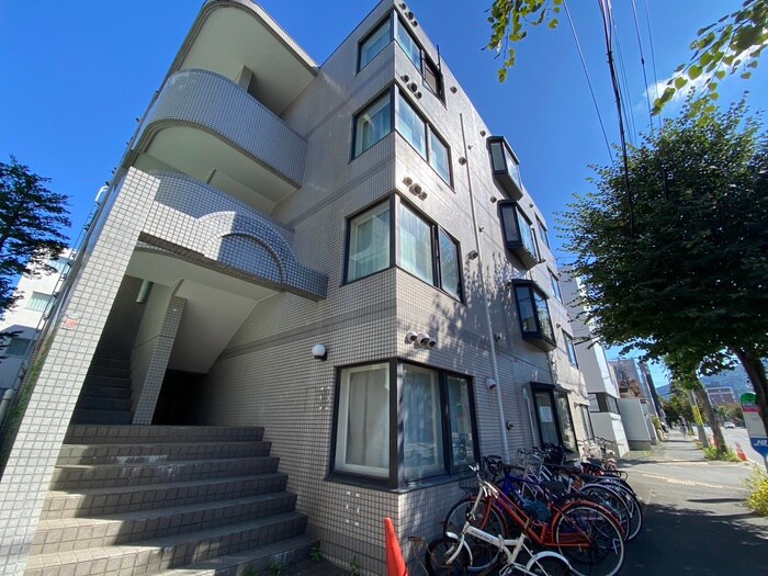 物件外観写真1　(外観写真)