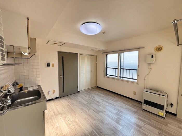 物件内観写真11　(居室)