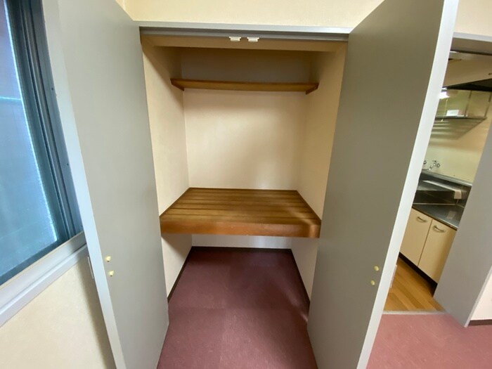物件内観写真8　(収納)