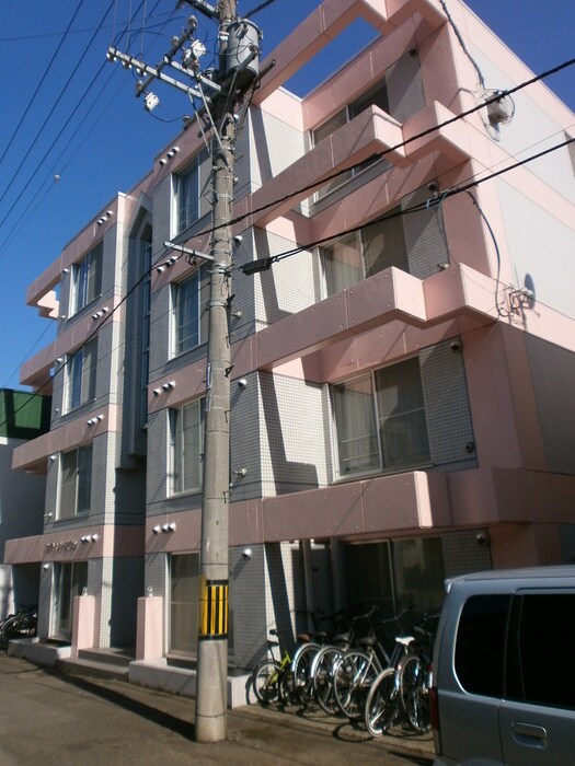 物件外観写真5　(外観写真)