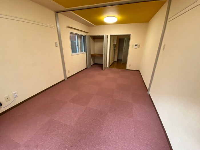 物件内観写真11　(居室)