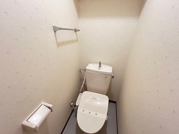 物件内観写真10　(トイレ)