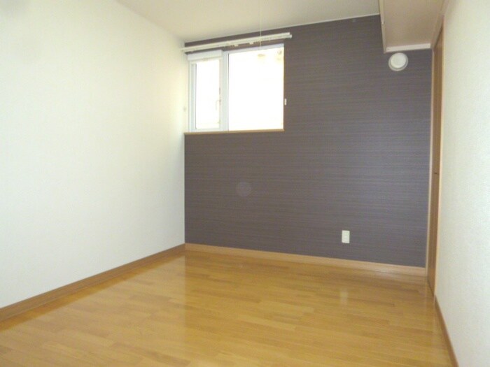 物件内観写真6　(居室)