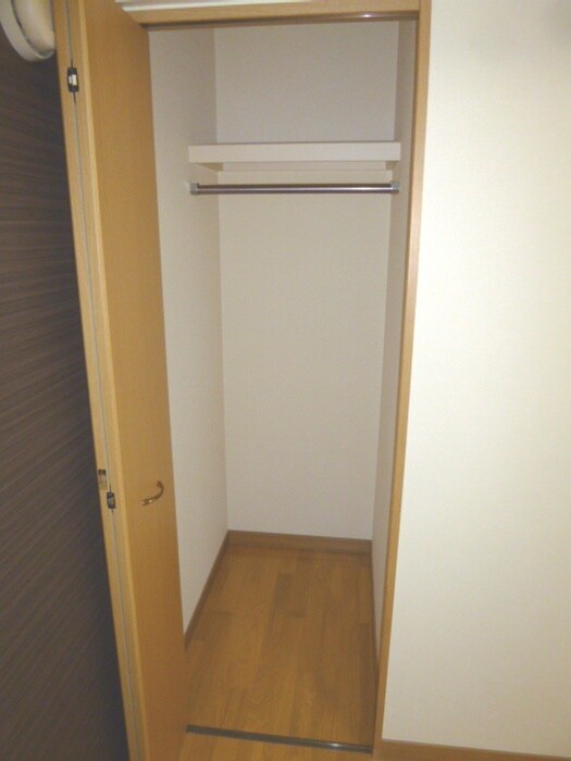 物件内観写真8　(収納)